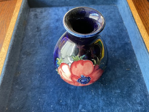 Pretty petite moorcroft - pretty,