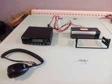 PRESIDENT JOHNSON 2 CB RADIO ASC AM/FM 12/24V in good cond with din mounting kit