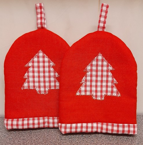Xmas red egg cosy - egg, cosie