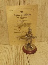 ENGLISH MINIATURES PEWTER FIREFIGHTER