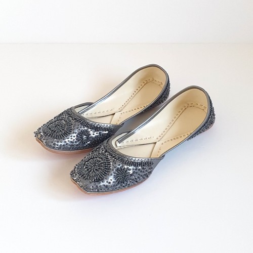 Silver leather indian jutti - silver,