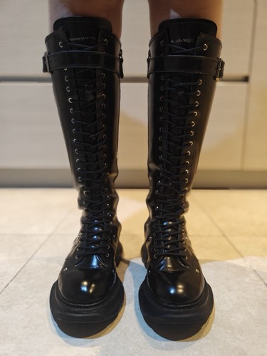 Alexander mcqueen tread black - mcqueen,