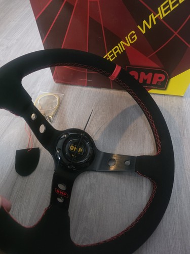 Suede deep dish steering - deep,