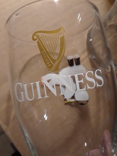 Guinness embossed beer - , 20oz