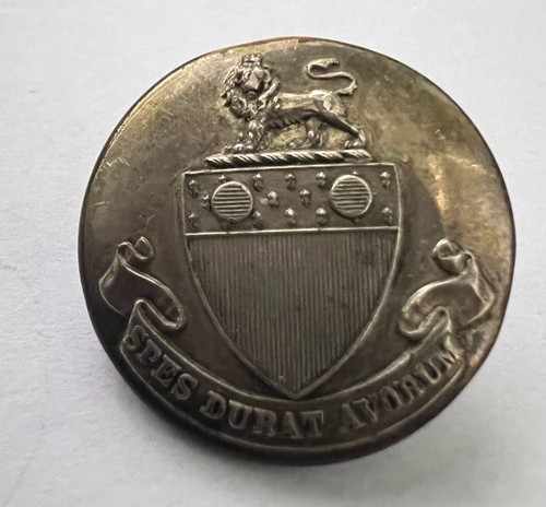 Antique livery button lion - livery,