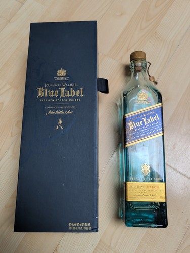 Johnnie walker blue label - walker,