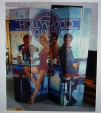 HOLLYWOOD ROOM DIVIDER