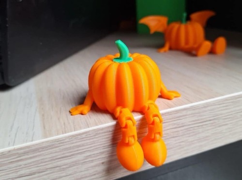 Small halloween pumpkin - small,