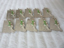 JOB LOT 10 X WADE PETER PAN PIN BADGES  (# MY 8)