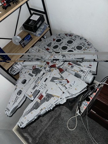 Lego star wars ucs millennium - wars,