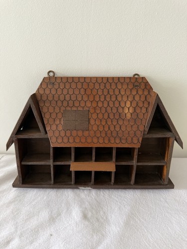 Thimble display case - thimble, wooden