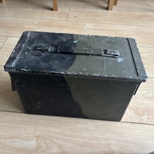 VINTAGE MILITARY ARMY METAL