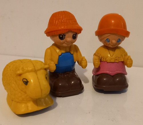 Vintage shuffle farm figures - vintage,