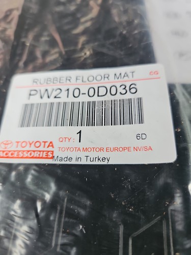 Toyota yaris rubber floor - rubber, mat