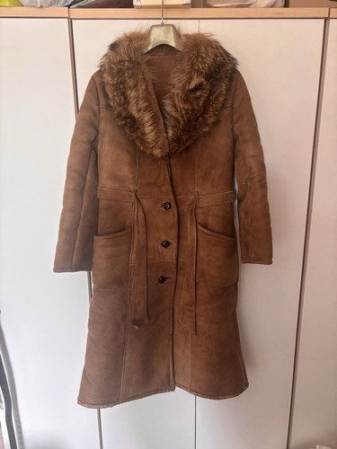 Brown suede coat with raccoon - brown,