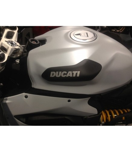 Tank protection carbon cover - tank,