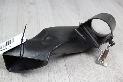 Air duct inlet - front, right