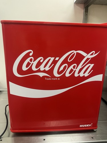 Husky coca cola mini fridge - coca-cola,