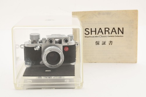 Near mint sharan megahouse - mint],
