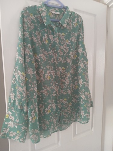Beautiful flowered blouse - beautiful,