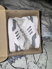 BRAND NEW IN BOX NEVER WORN