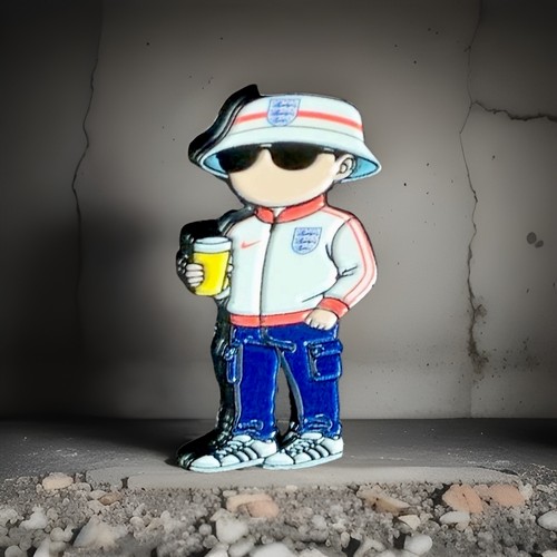 England casuals ultras pin - &,