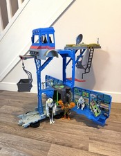 Ben 10 Ten Rust Bucket