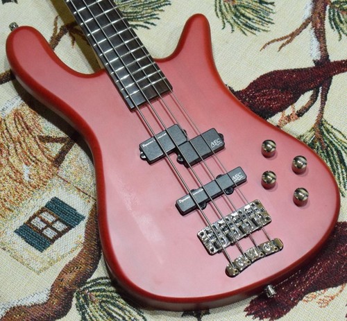 Warwick rock bass - warwick, streamer