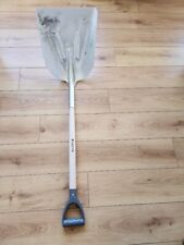 Intertrade Grain Shovel / Spade with handle Batch Code 09W20