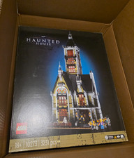 LEGO Icons: Haunted House