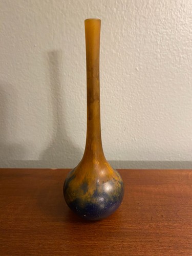 Daum glass vase art noveau