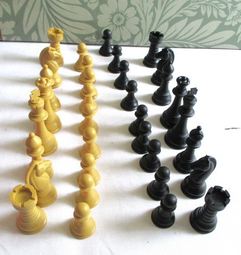 Set large plastic chess - a,