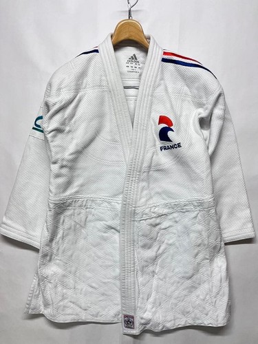 Authentic french national judo - french,