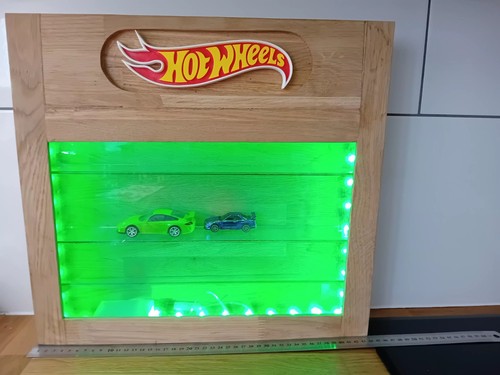 Hot wheels display - hot,