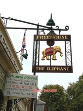 Photo fremlin pub sign - , the