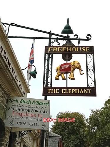 Photo fremlin pub sign the - pub,