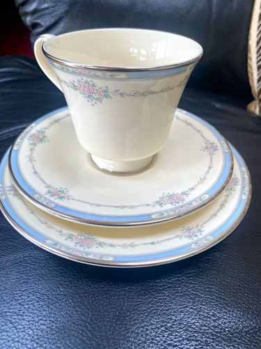 Royal doulton bone china tea - doulton,