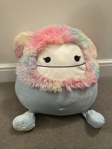 Large squishmellow yeti zozo - yeti,