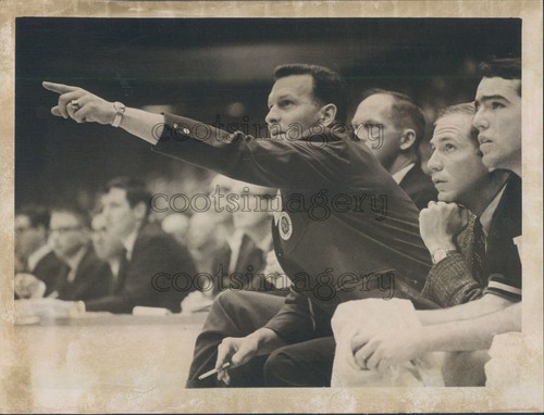 1967 press photo - 1967, college