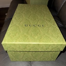 Authentic Gucci  GREEN Empty