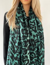 Ladies Large Leopard Print