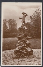 London Postcard - Peter Pan Statue, Kensington Gardens     T7243