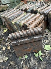 Victorian Rope Top Garden