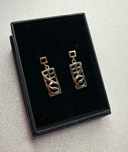 9ct gold mackintosh style - 9ct,