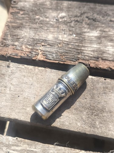Ww1 verdun sewing thimble - verdun, case