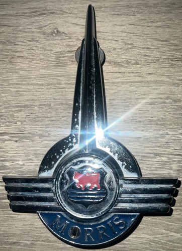 Morris minor 1000 bonnet - minor, badge
