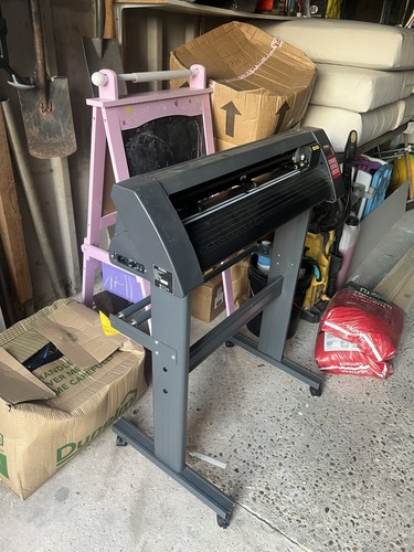 Vinyl cutter plotter sign - plotter,
