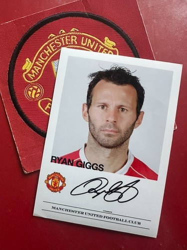 Ryan giggs signed 1990 - giggs,