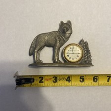 Vintage Crosa Wolf Mantle