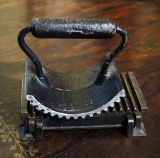 Antique Geneva Hand Fluter & American Machine Co. Base Crimper Pleater Ruffler